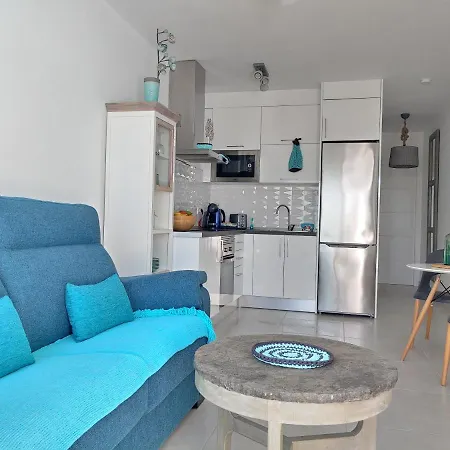 Apartment Namaste- Amazing Sea View & Infinity Pool - Good Wifi - Smart Tv-residence Senator