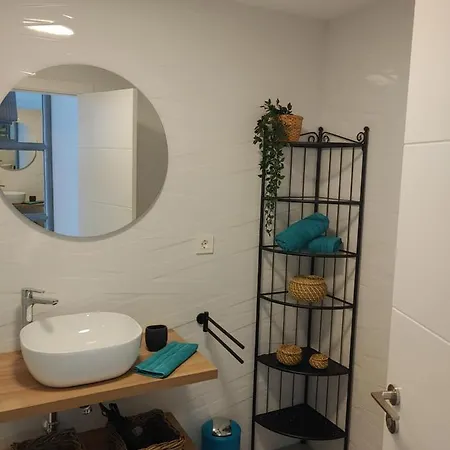 Namaste- Amazing Sea View & Infinity Pool - Good Wifi - Smart Tv-residence Senator