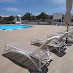 Namaste- Amazing Sea View & Infinity Pool - Good Wifi - Smart Tv-residence Senator 코스타 테기세