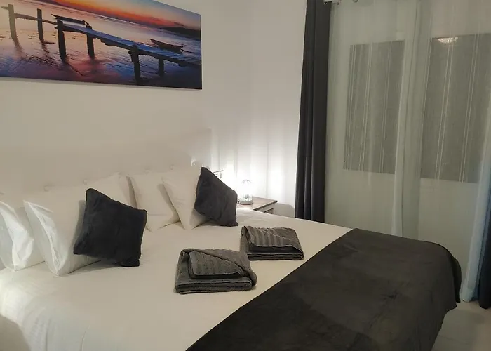 Namaste- Amazing Sea View & Infinity Pool - Good Wifi - Smart Tv-residence Senator Apartment